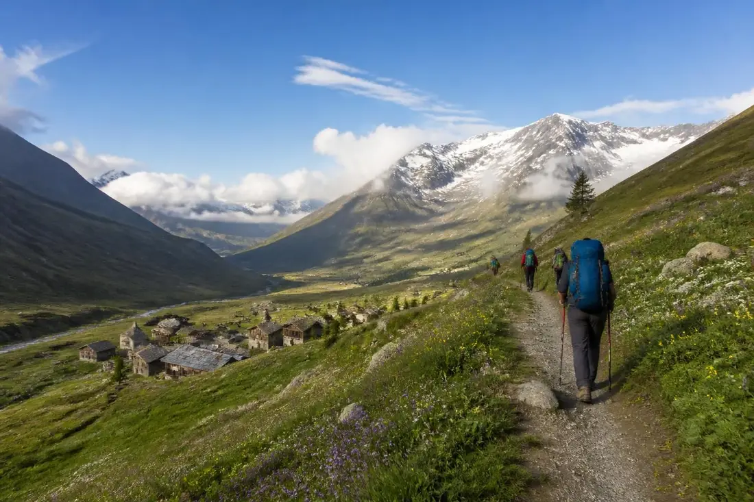 explorez le gr®5e de bonneval-sur-arc à modane avec notre guide complet : itinéraire détaillé, conseils pratiques et astuces pour une randonnée réussie.