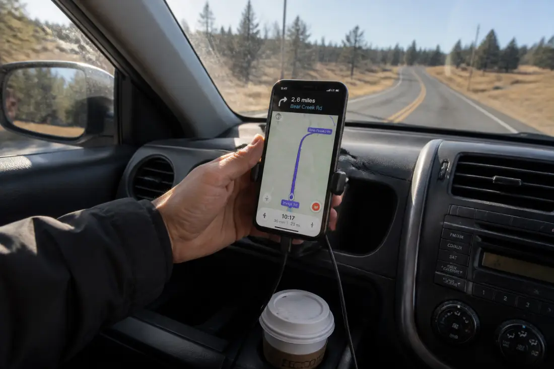 Waze sans Internet : ce qui fonctionne vraiment et ce qui bloque